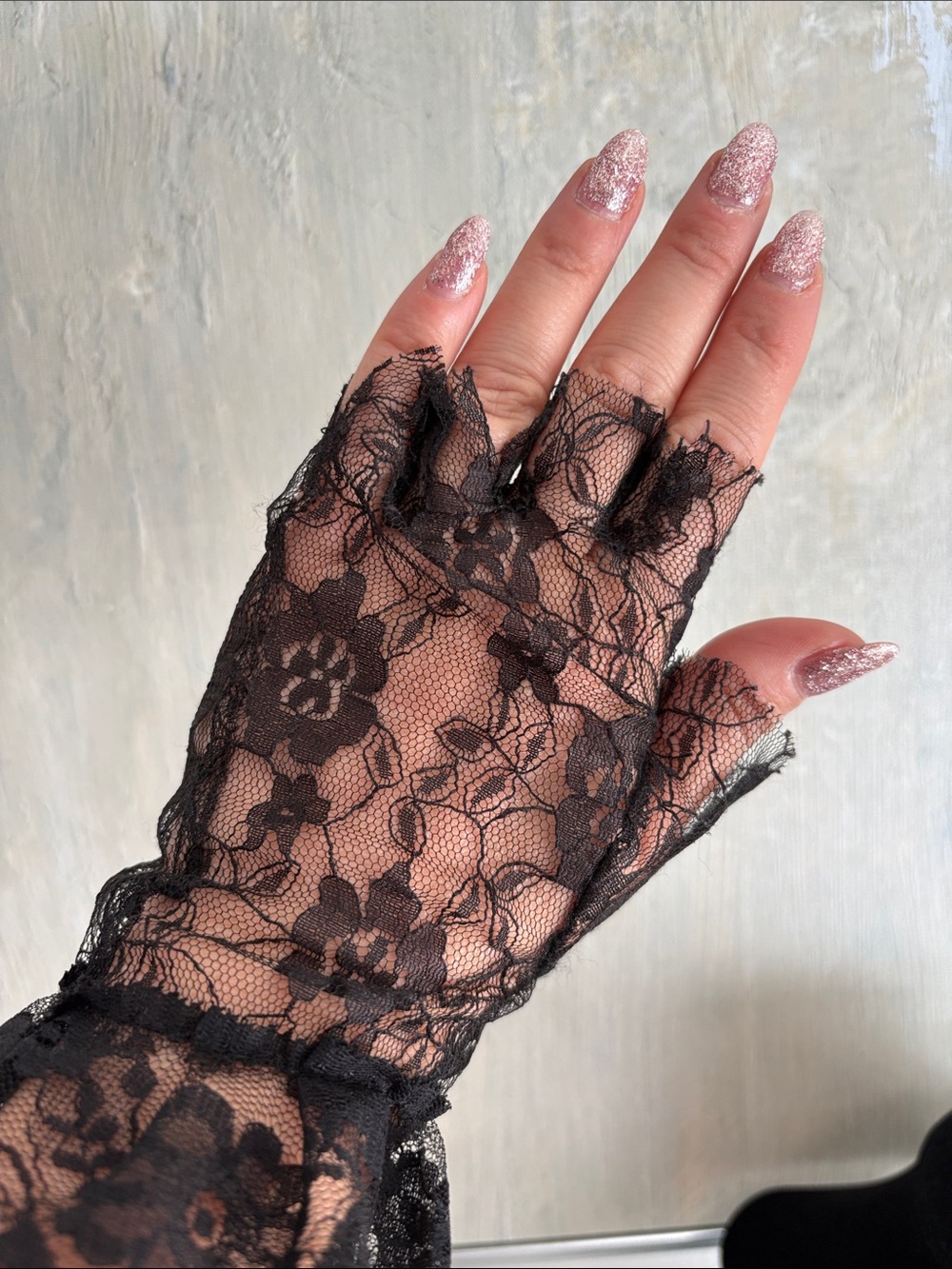Vintage Delicate Pair of Black Lace Fingerless Gloves - Women Accessories